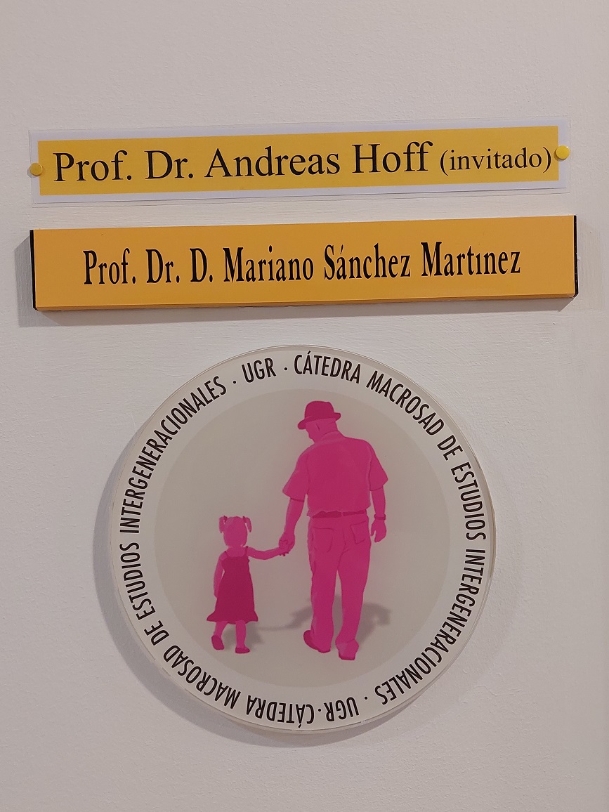 Plakette mit Bürobeschriftung Prof. Hoff