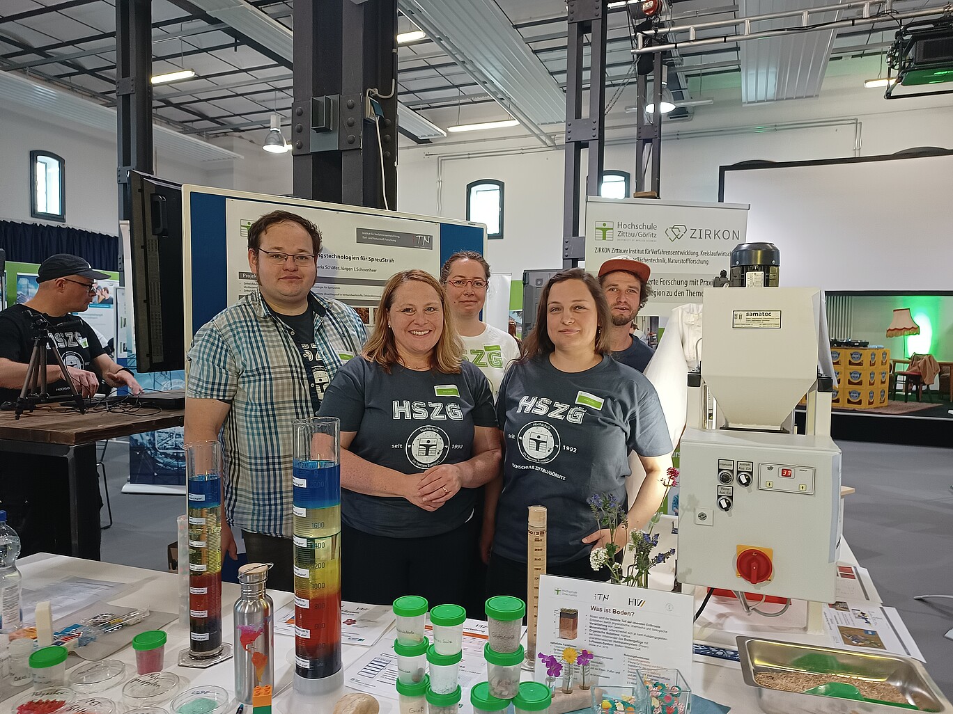Team des ZIRKON 