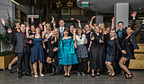 Gruppenfotos in der Bibliothek (Fotograf: Peter Hennig)