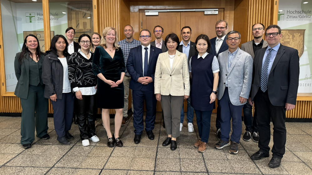 Gruppenfoto an der HSZG mit Delegation des GMIT und der GIZ, September 2025.