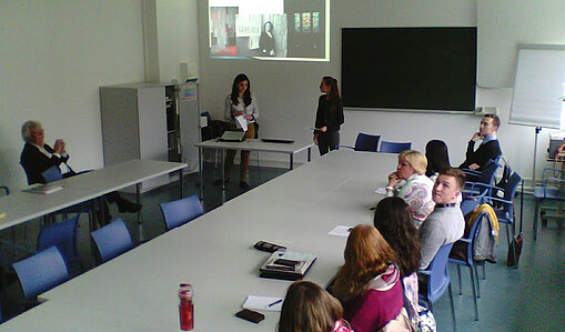 Die TeilnehmerInnen des internationalen Seminars standen im regen Austausch miteinander. Foto: HSZG - Frank Schneider