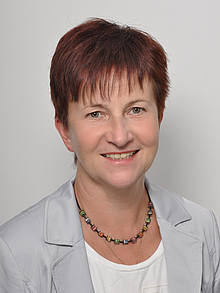 Prof. Dr.-Ing. Marietta Spangenberg von der Fakultät Elektrotechnik und Informatik lehrt seit 1992 an der HSZG. Prof. Dr.-Ing. Marietta Spangenberg von der Fakultät Elektrotechnik und Informatik lehrt seit 1992 an der HSZG.